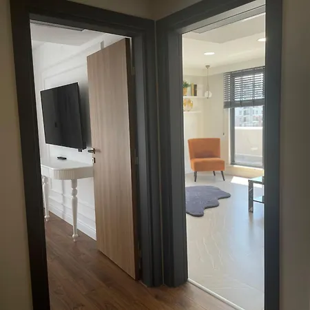 Flora Hotel 3*